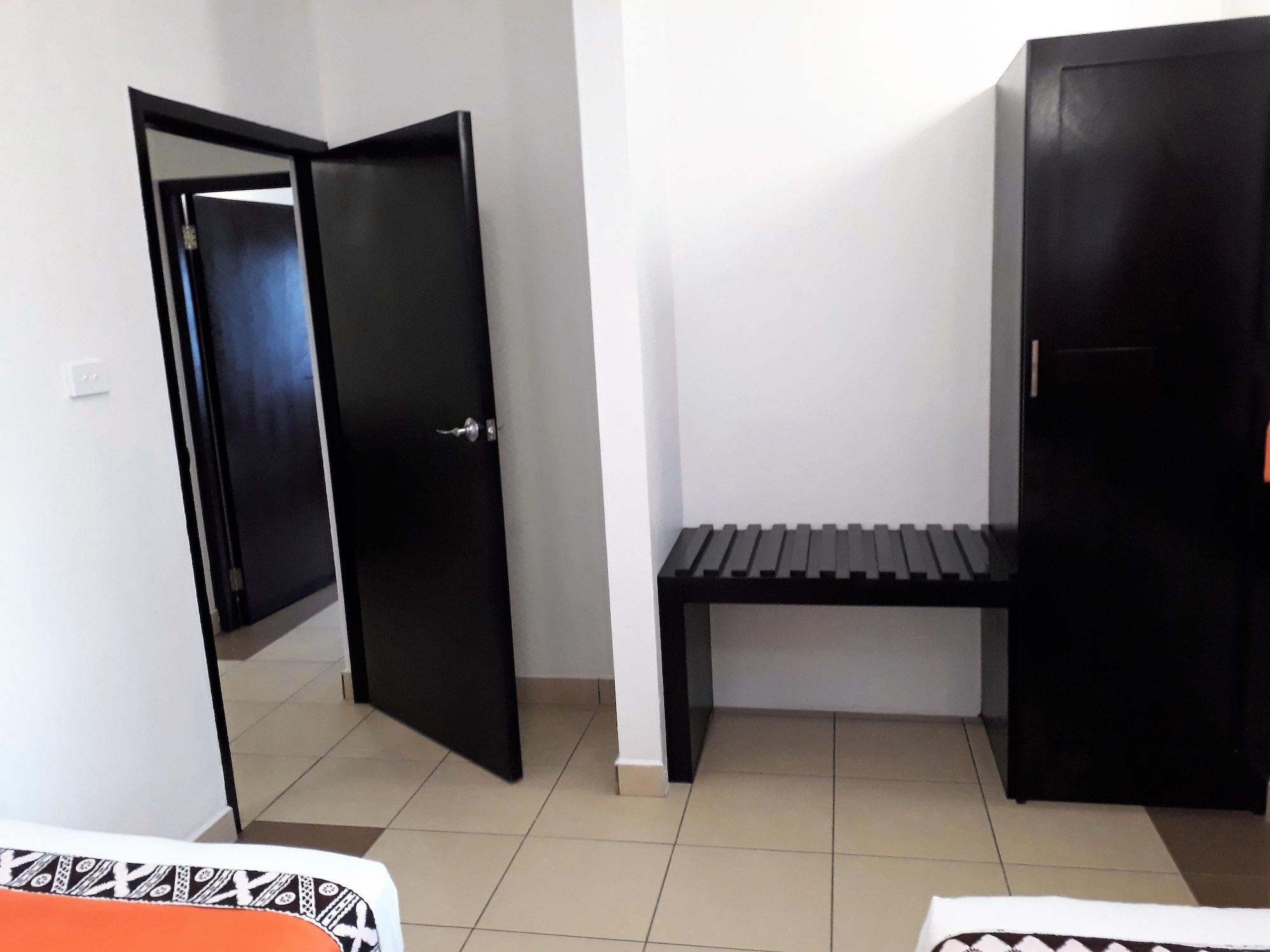 Suva Motor Inn Bagian luar foto